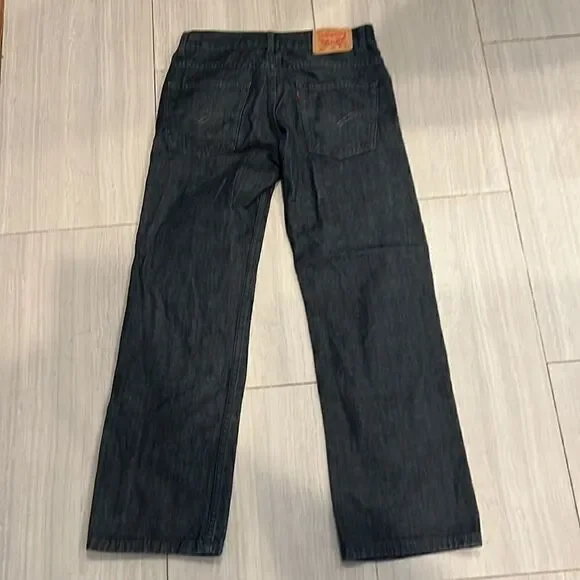 Levi Strauss & Co - Picture 2 of 4